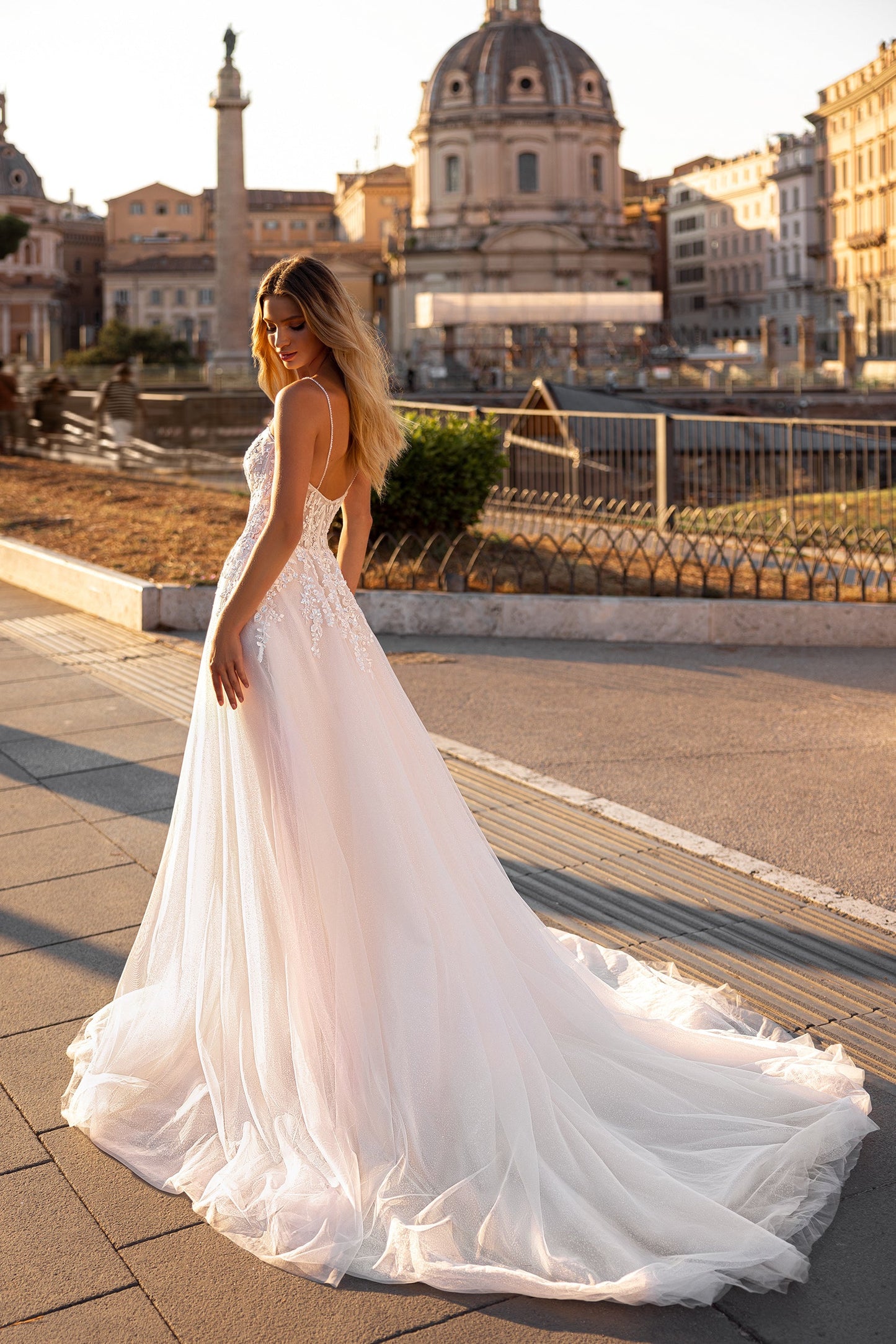 Wedding dress MN-678 Beverly