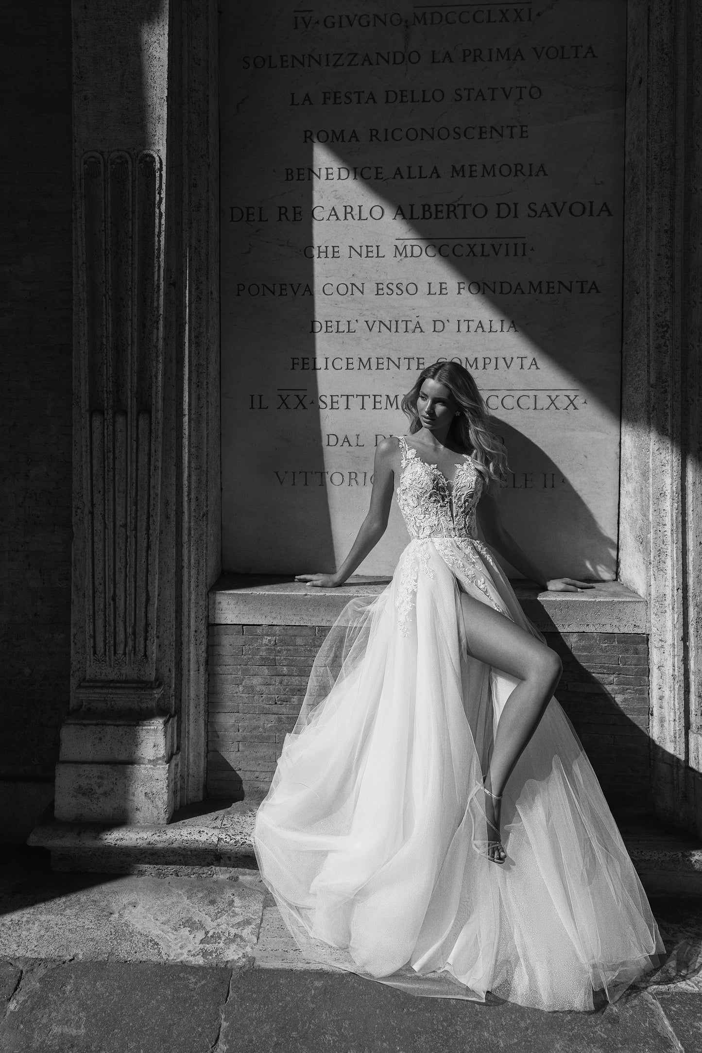 Wedding dress MN-987 Lola
