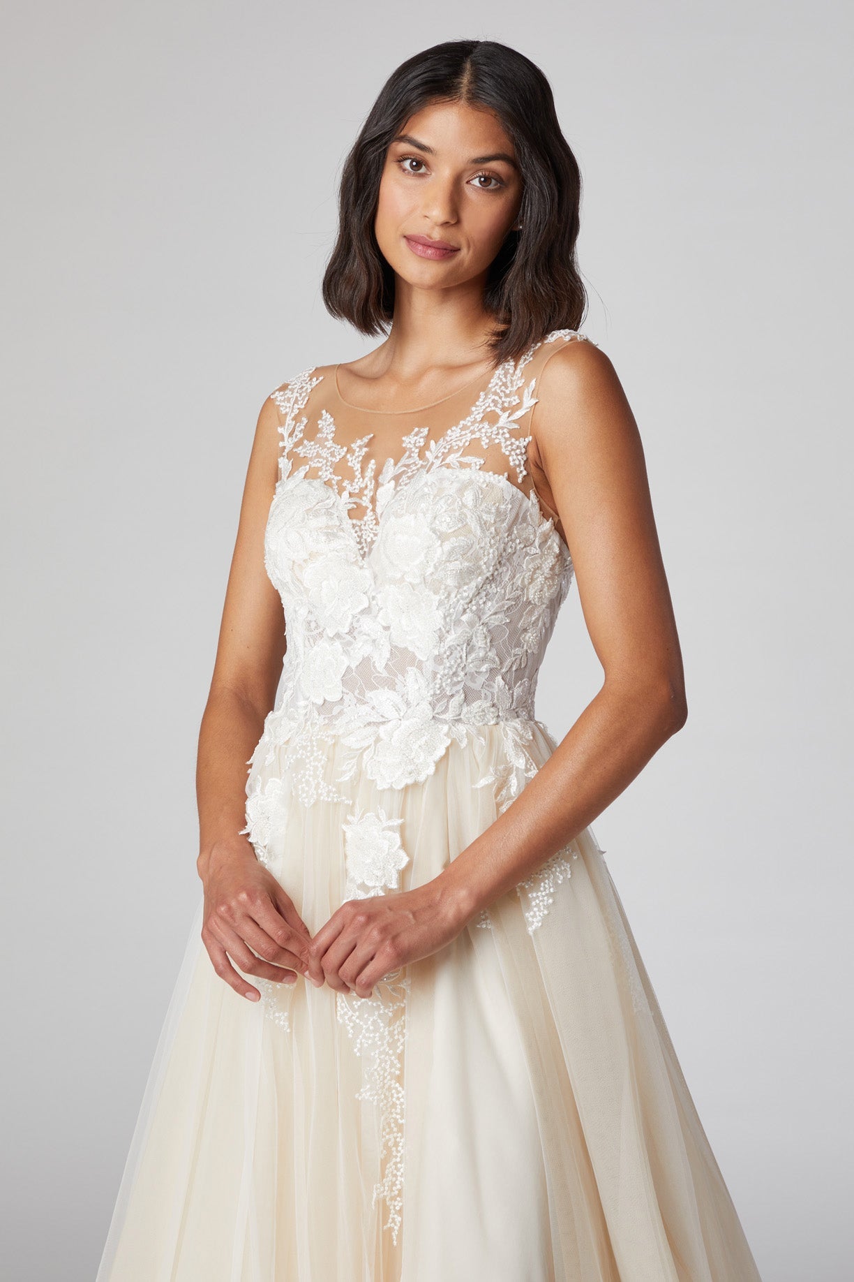 Wedding Dress | Miamigirlfriends| Medellin