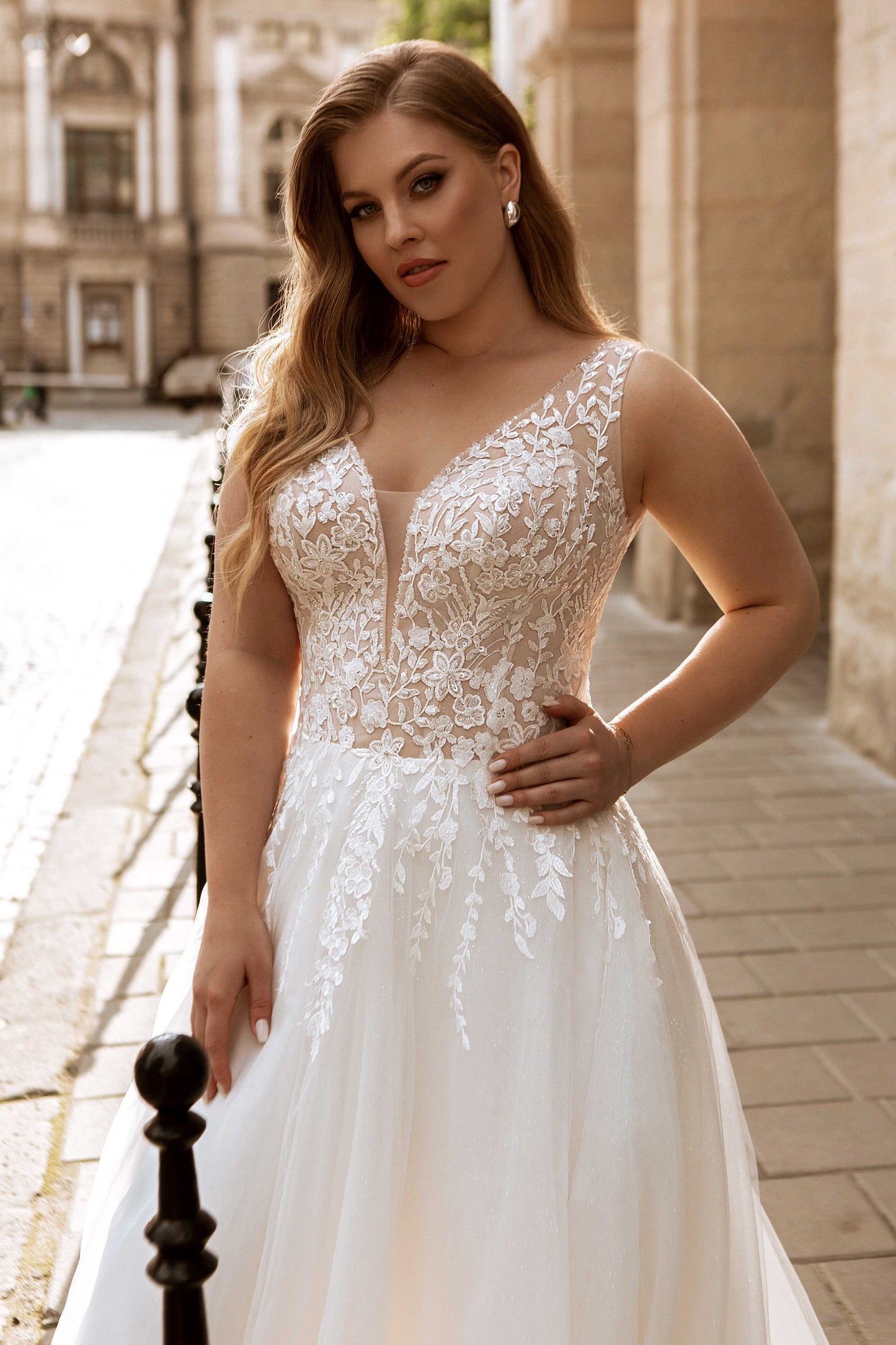 Wedding dress MN-721 Carla