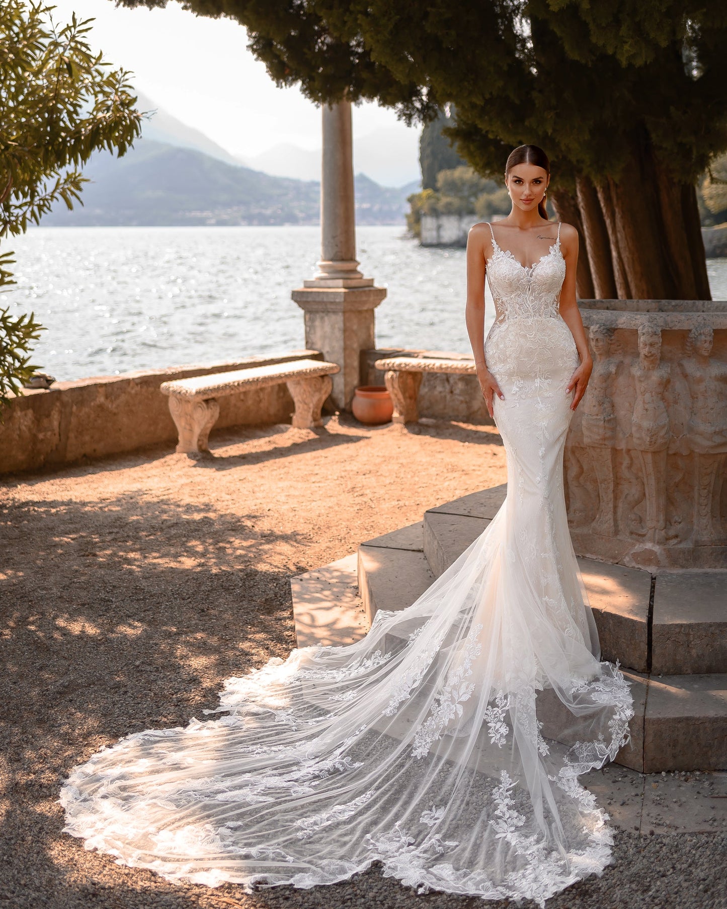 Wedding dress MN-479 Leony