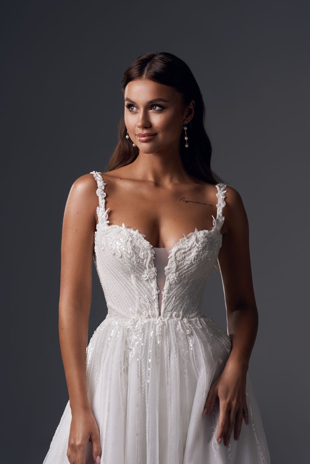Vestido de Novia MN-847 Lone