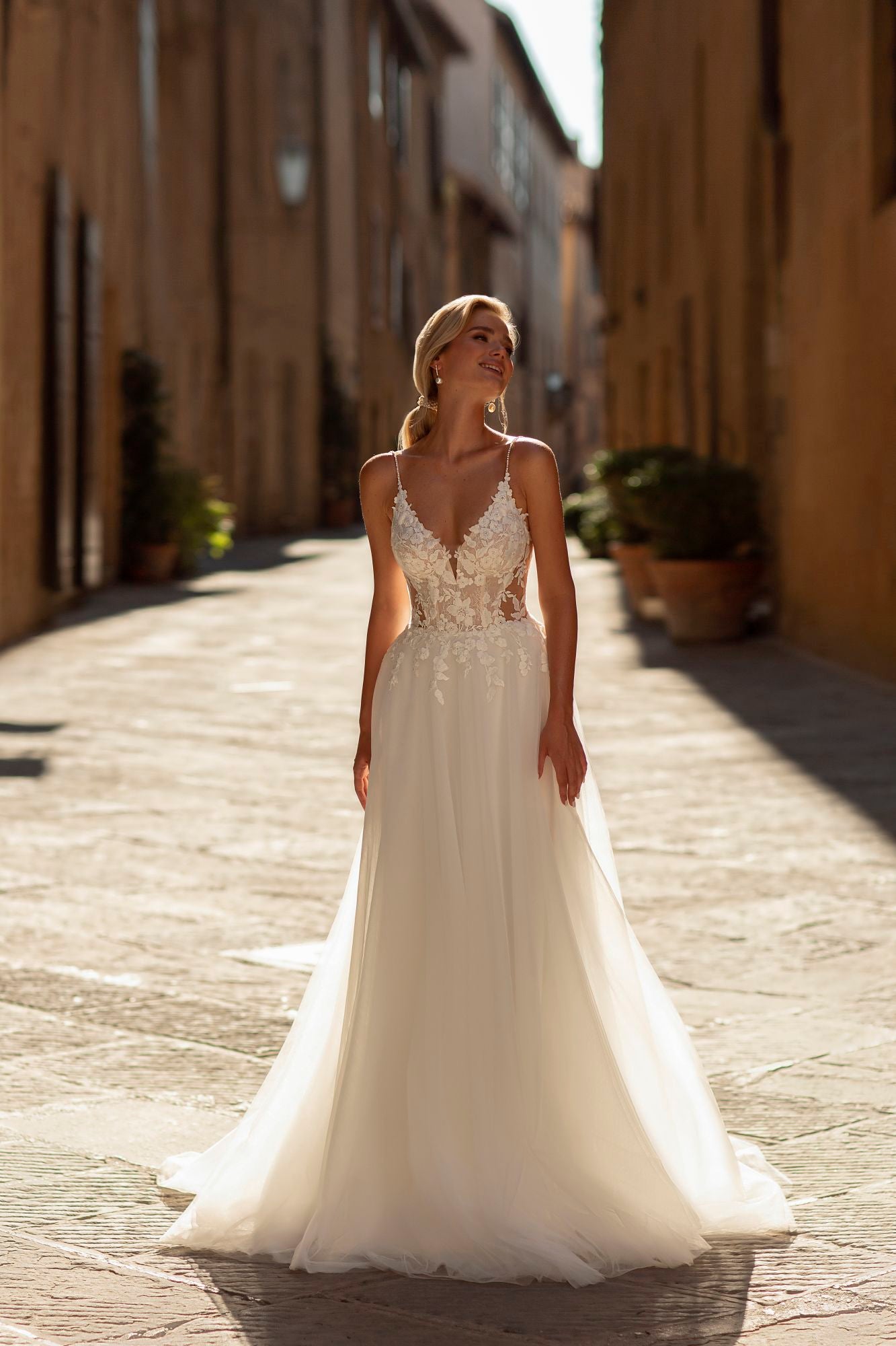 Wedding Dress | Miamigirlfriends| muphrid