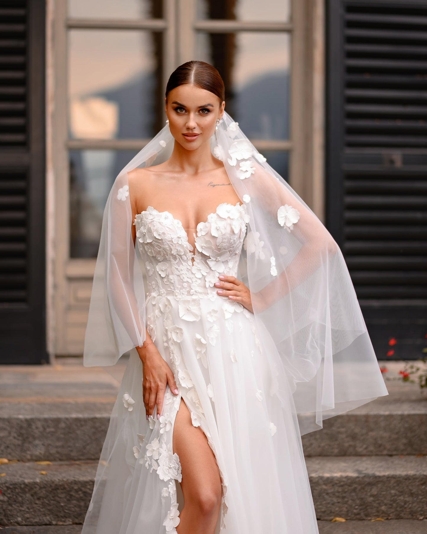 Wedding dress MN-482 Peresia