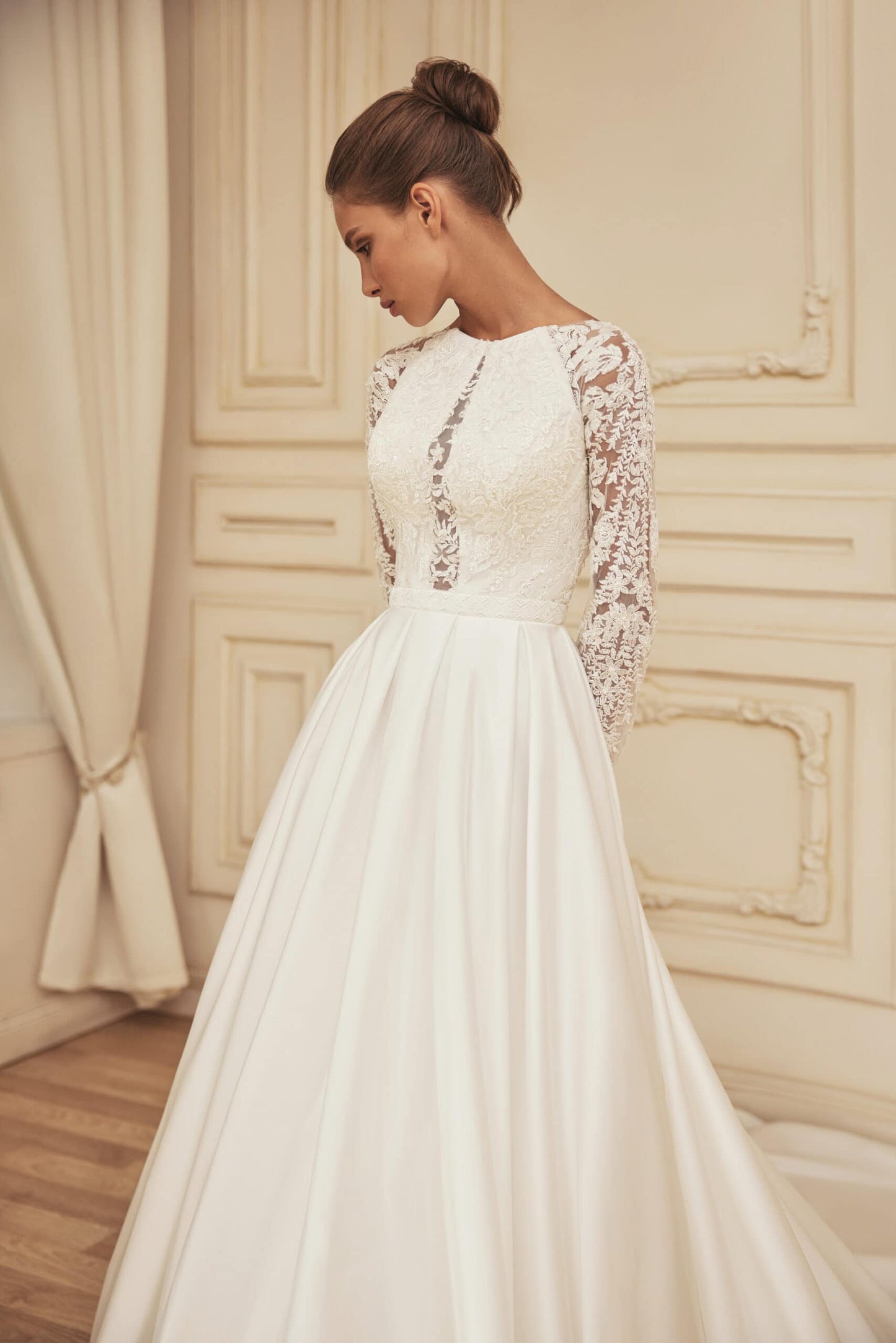 Wedding Dress MN-845 Sailing