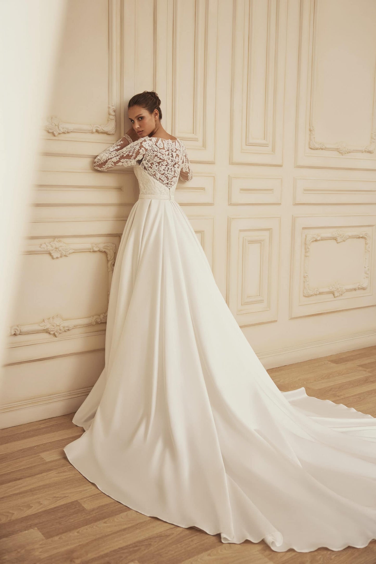 Wedding Dress MN-845 Sailing